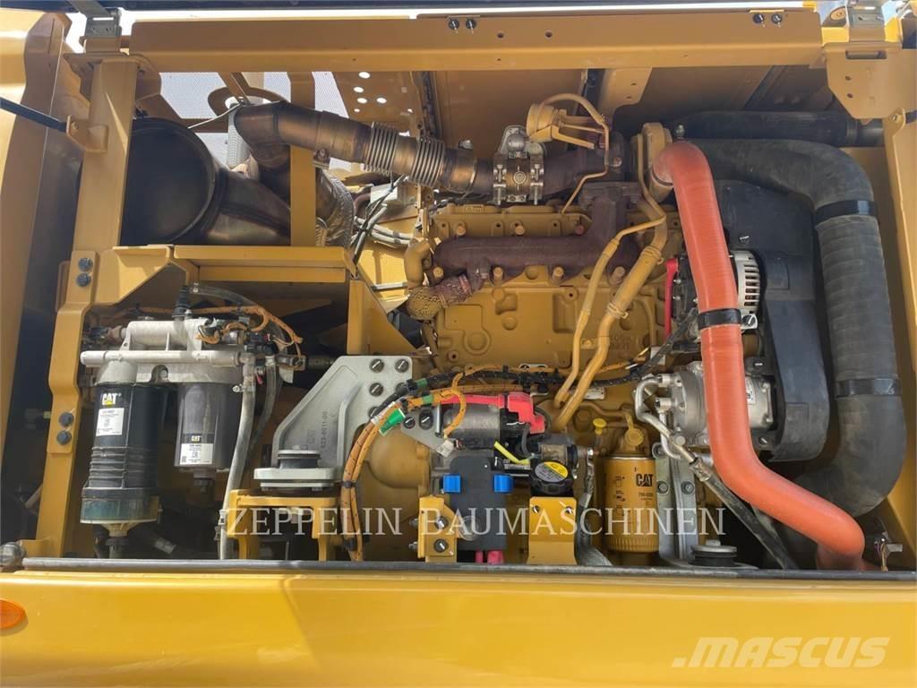 CAT M316-07A Ekskavatori uz riteņiem