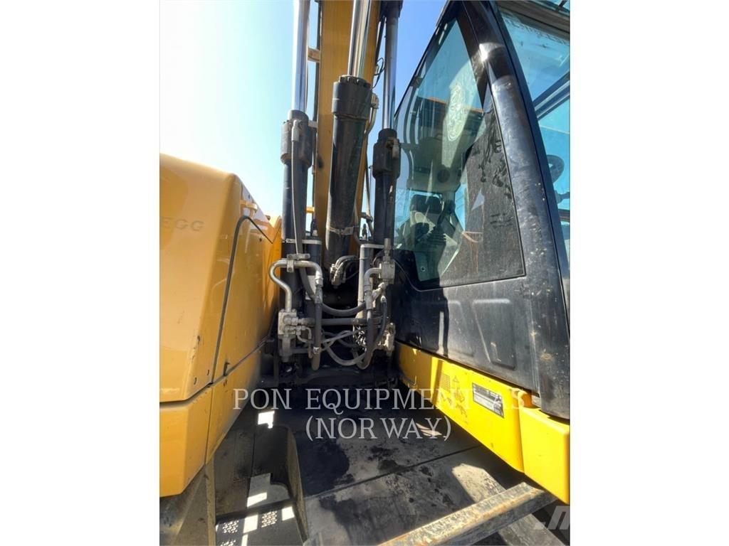 CAT M317F Ekskavatori uz riteņiem