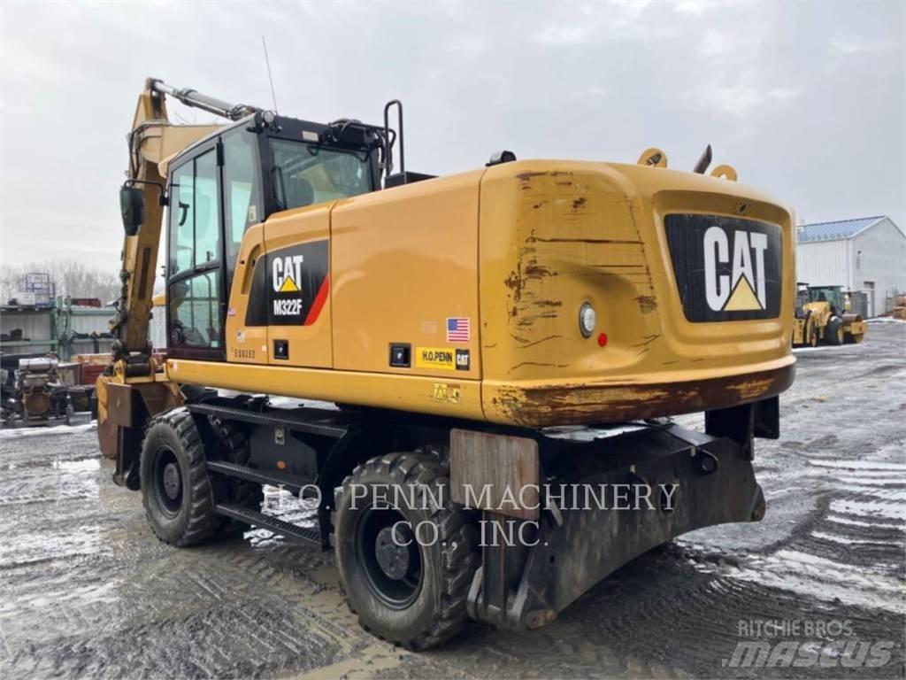 CAT M322F Ekskavatori uz riteņiem