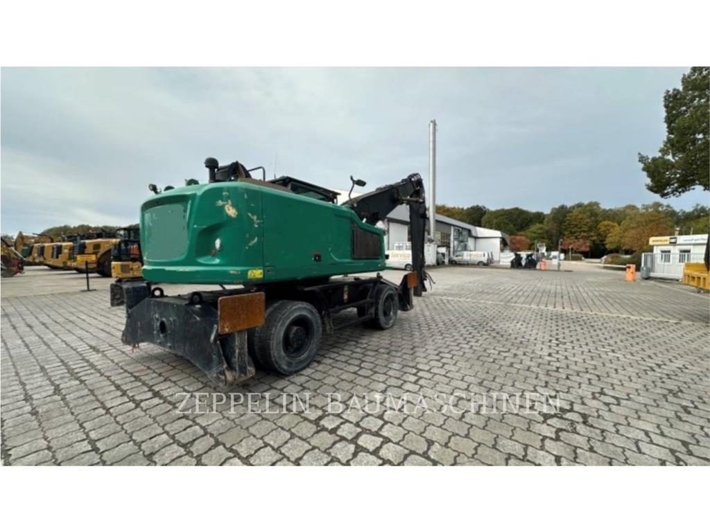 CAT MH3024-06C Demontāžas ekskavators