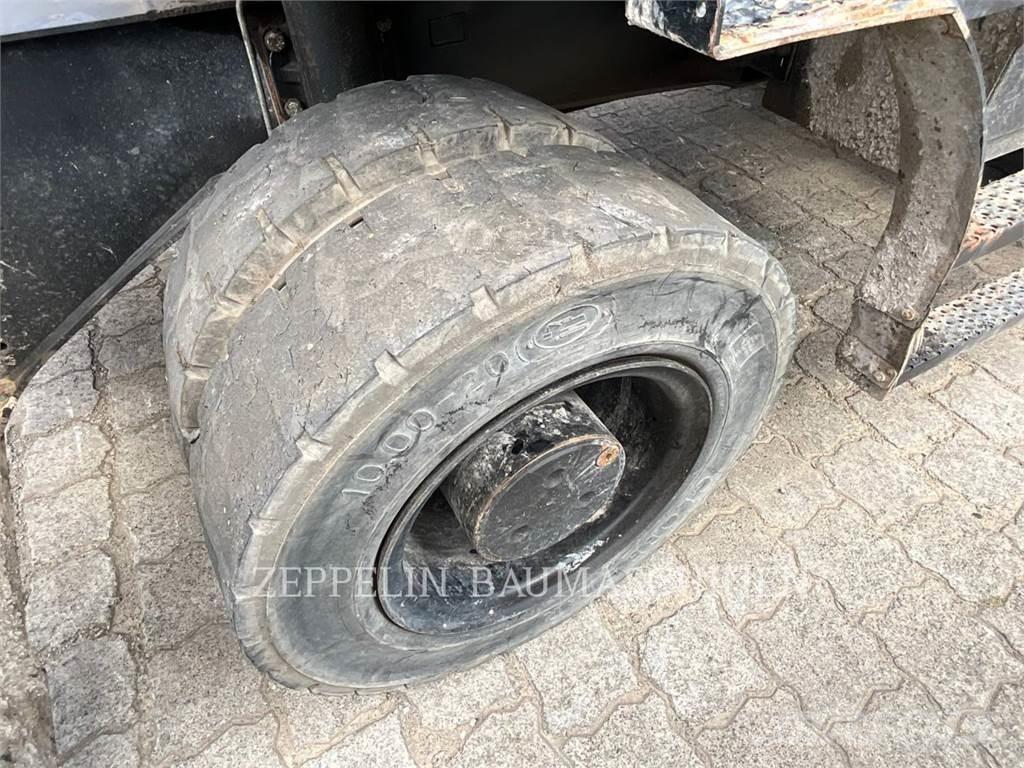 CAT MH3024-06C Demontāžas ekskavators