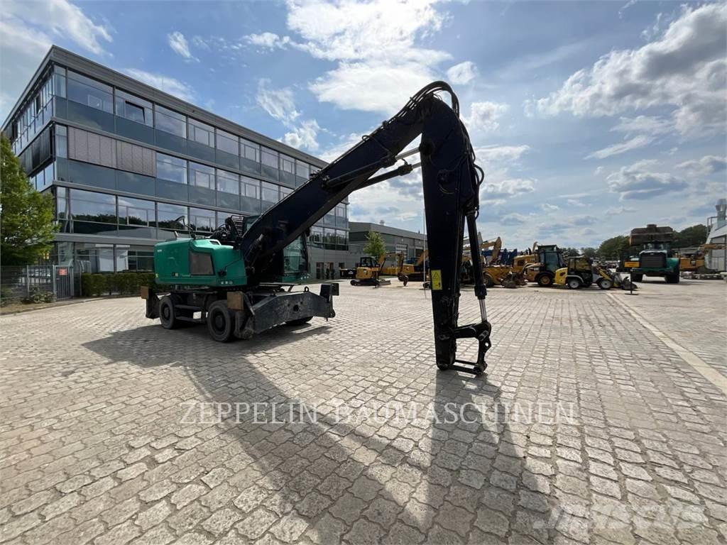 CAT MH3024-06C Demontāžas ekskavators