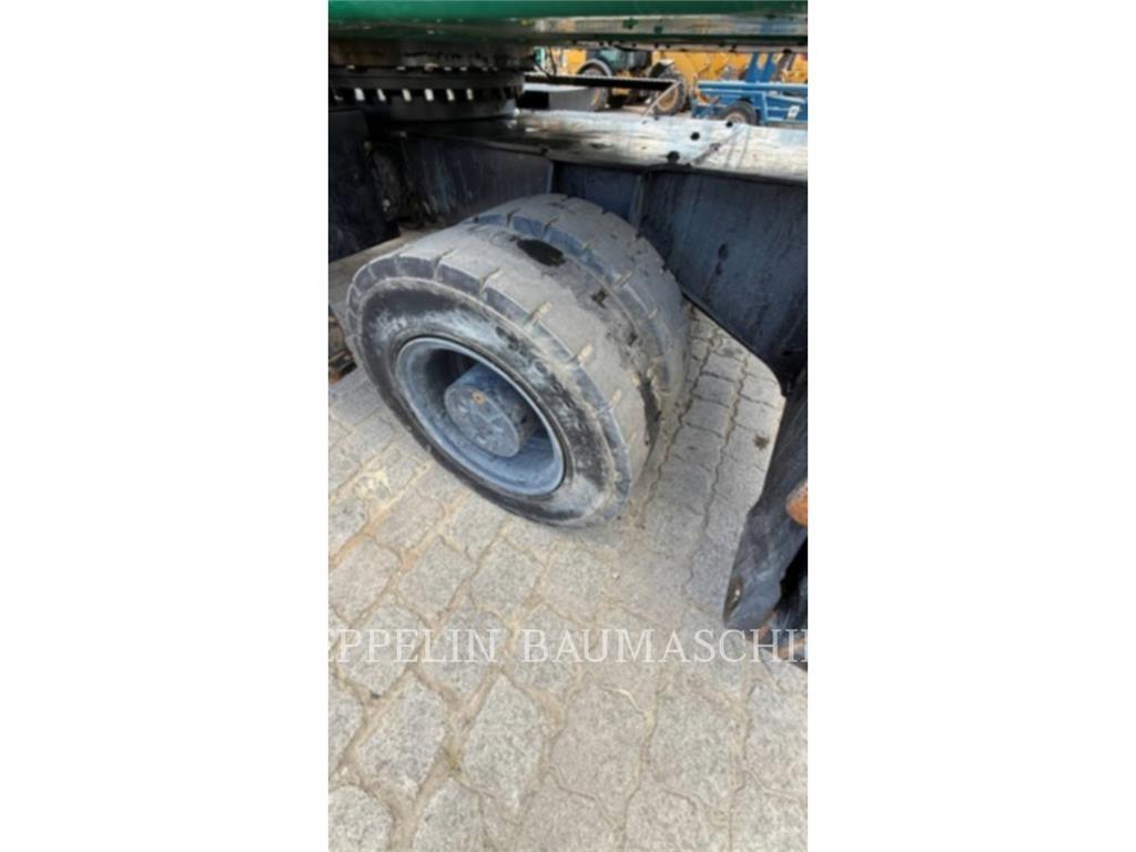 CAT MH3024-06C Demontāžas ekskavators