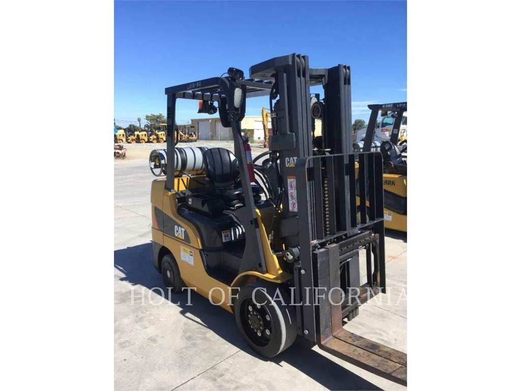 CAT MITSUBISHI C6000-LE Autokrāvēji - citi