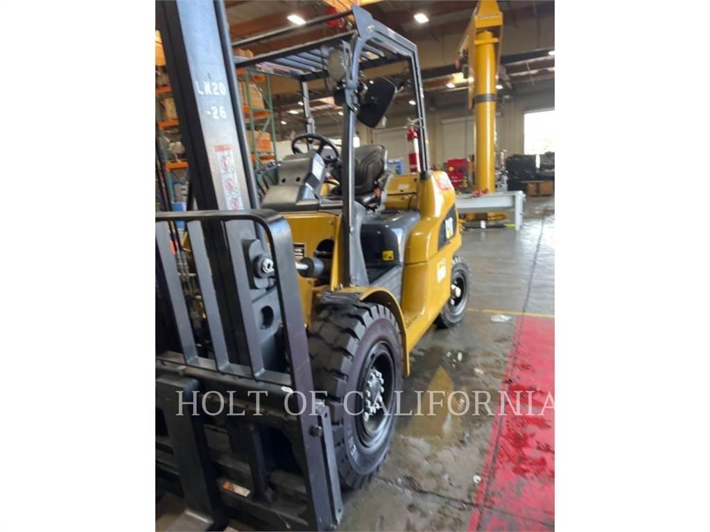 CAT MITSUBISHI DP45N1 Tehnika ar dīzeļa dzinēju