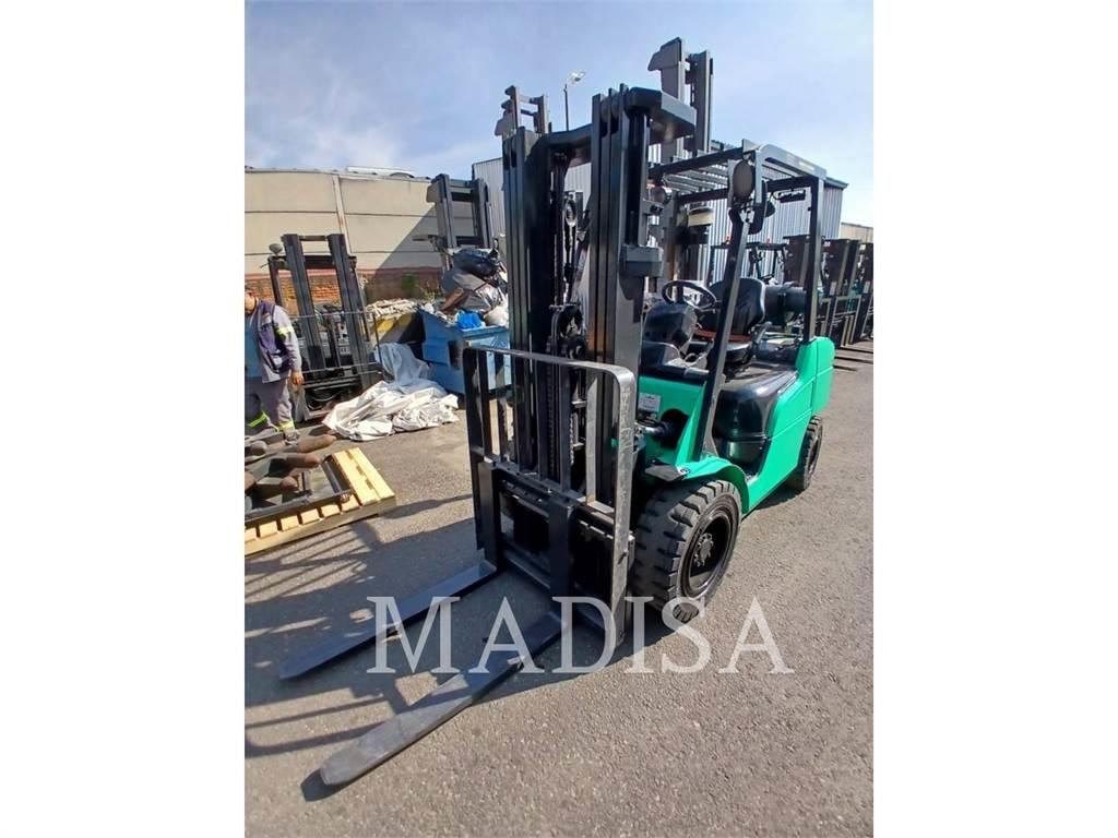 CAT MITSUBISHI FG30N-LP Autokrāvēji - citi