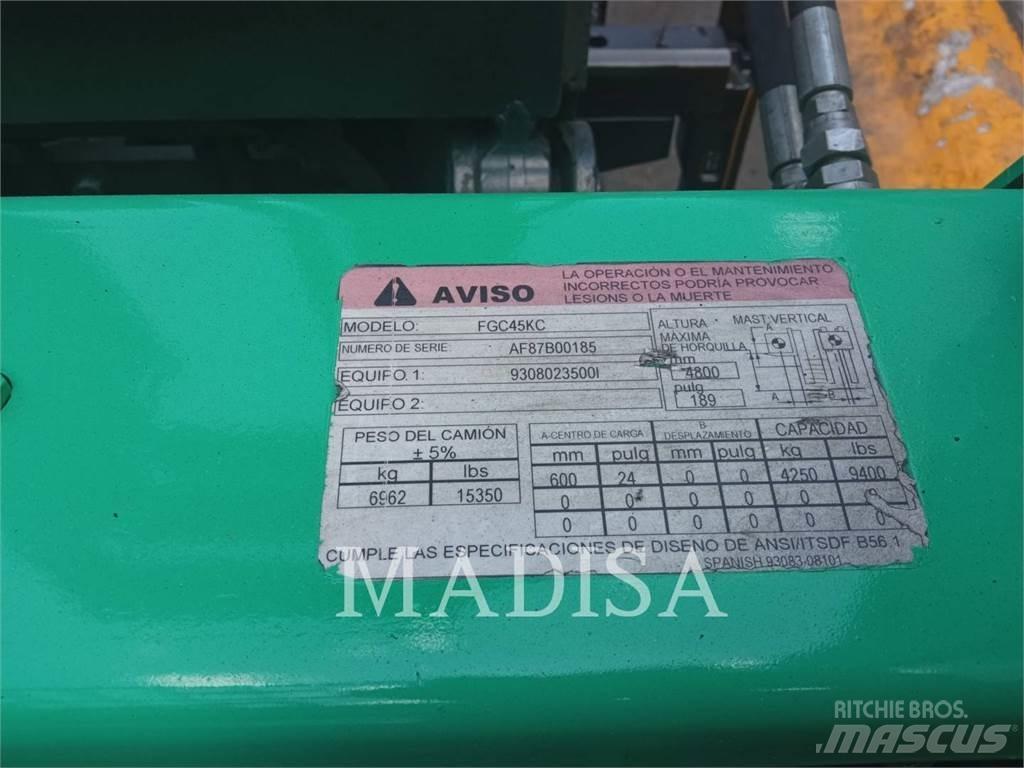 CAT MITSUBISHI FGC45K Autokrāvēji - citi