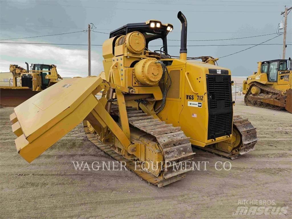 CAT PL61 Cauruļvadu buldozeri