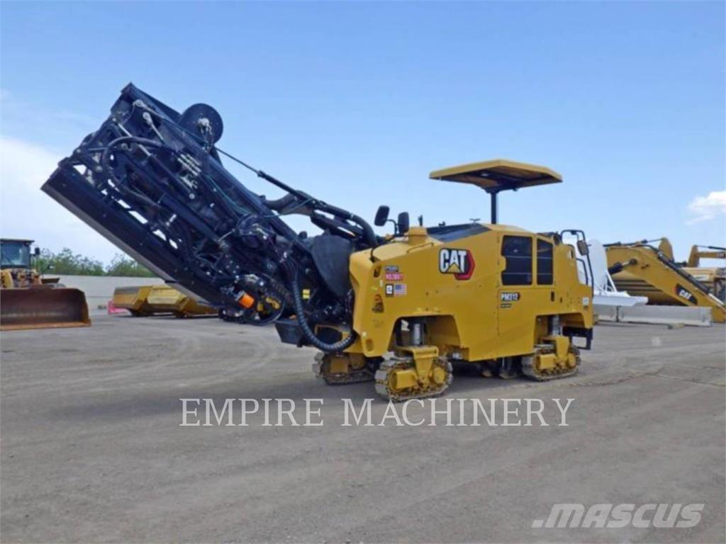 CAT PM312-02 Asfalta klājēji