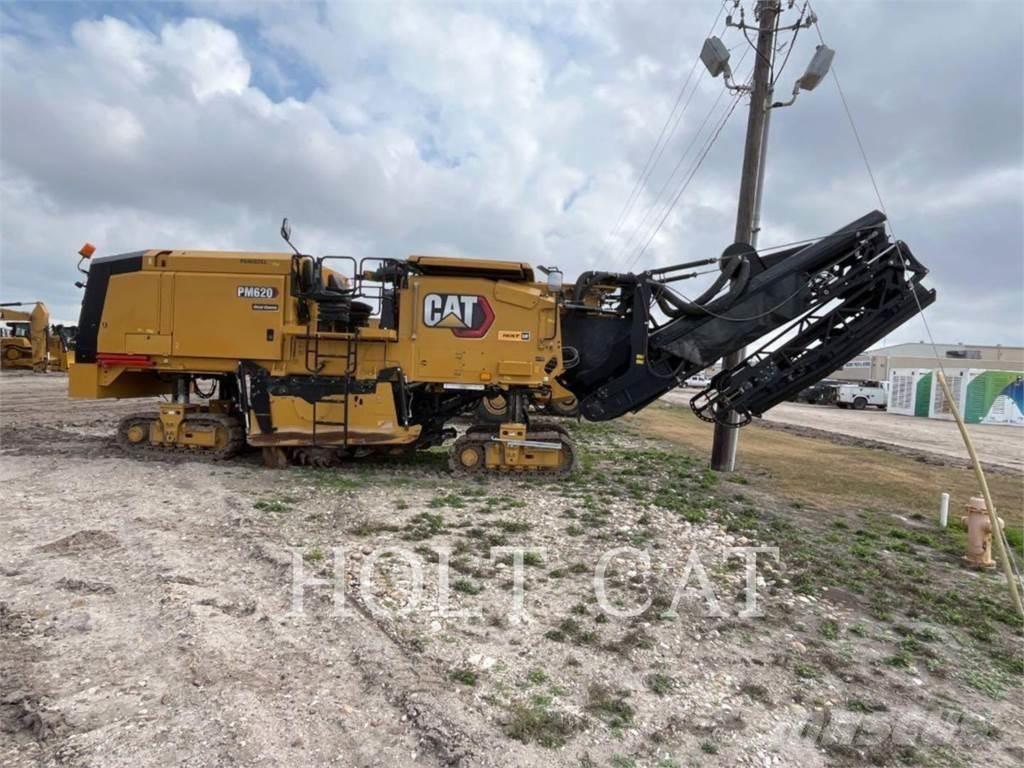 CAT PM620 Asfalta savācējs