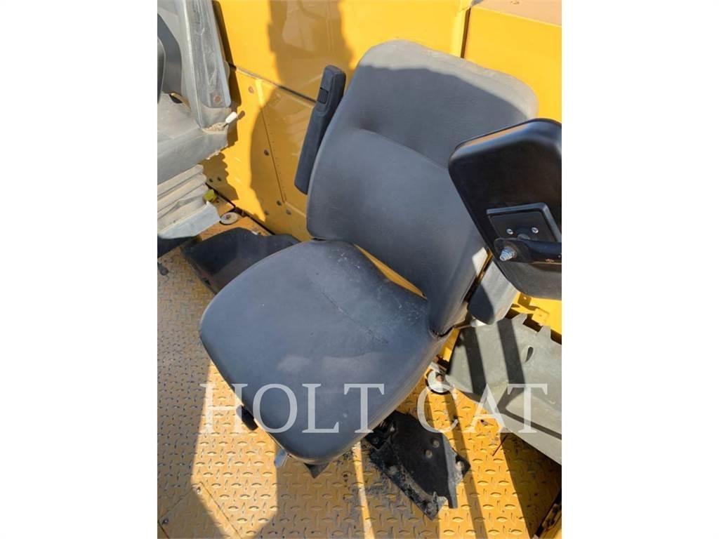 CAT PM620 Asfalta savācējs
