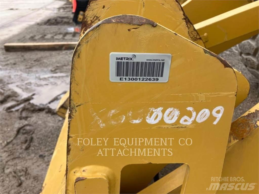 CAT QC938FXD Iekrāvēji uz riteņiem