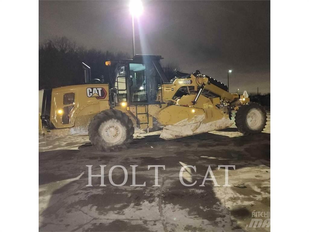 CAT RM400 Asfalta savācējs