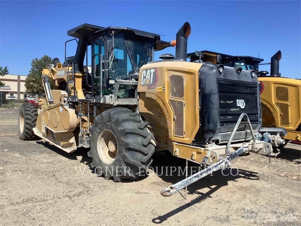 CAT RM400 Asfalta savācējs
