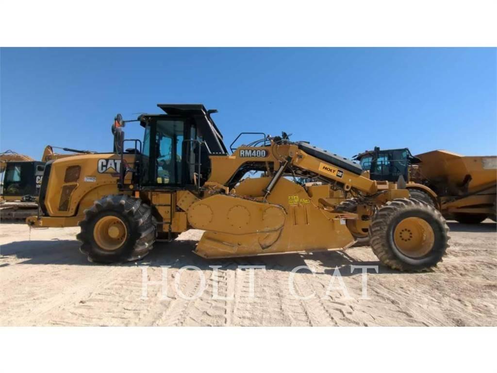 CAT RM400 CAB Asfalta savācējs