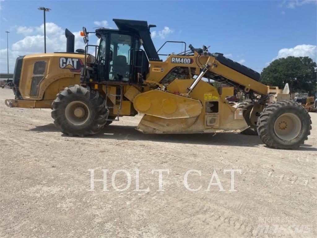 CAT RM400 CAB Iekrāvēji uz riteņiem