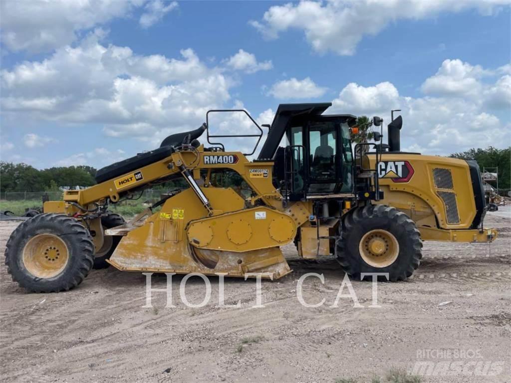 CAT RM400 CAB Asfalta savācējs