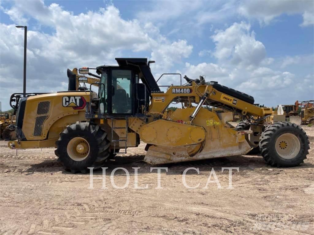 CAT RM400 CAB Asfalta savācējs