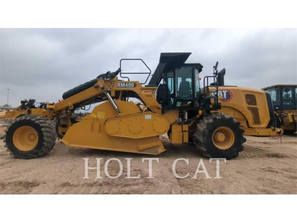 CAT RM400 CAB Asfalta savācējs
