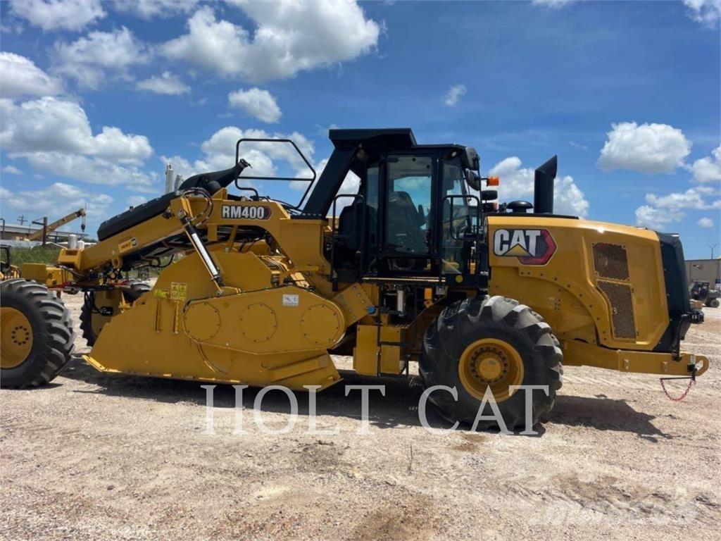 CAT RM400 CAB Asfalta savācējs