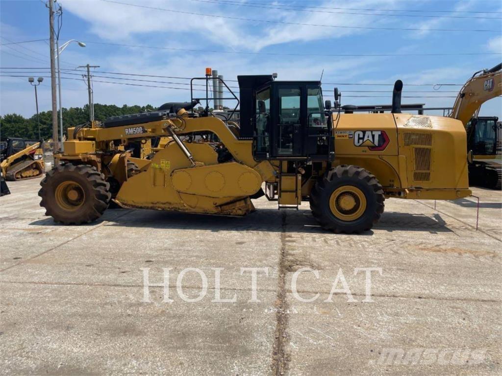 CAT RM500 CAB Asfalta savācējs