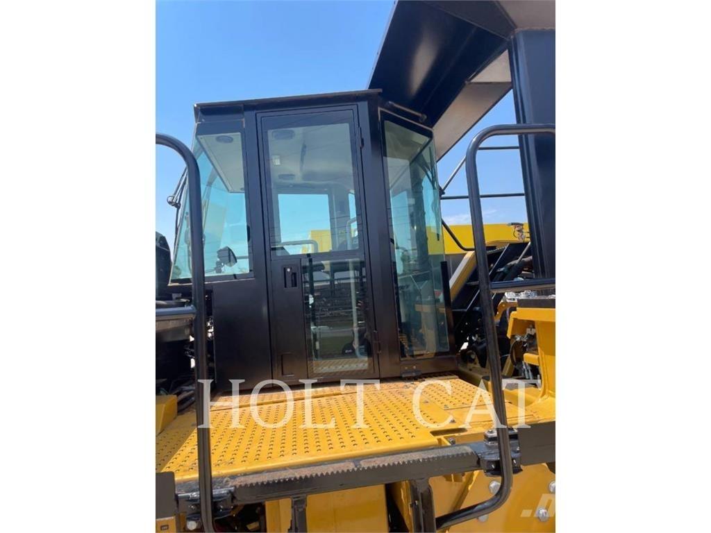 CAT RM500 CAB Asfalta savācējs