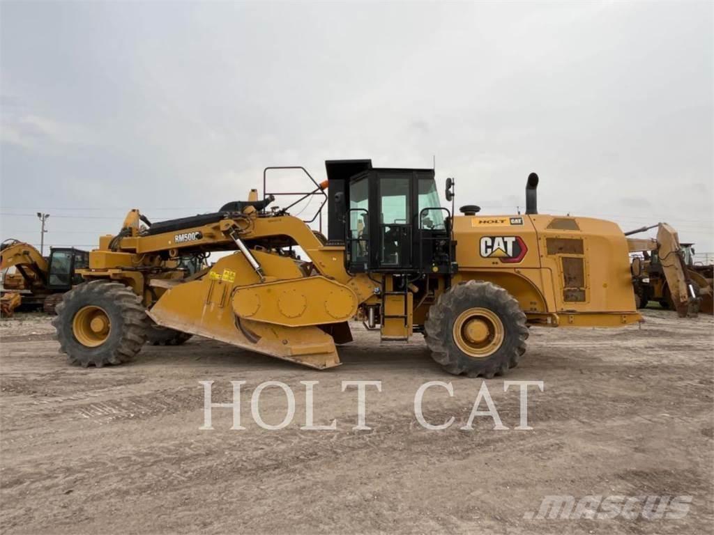 CAT RM500B CAB Asfalta savācējs