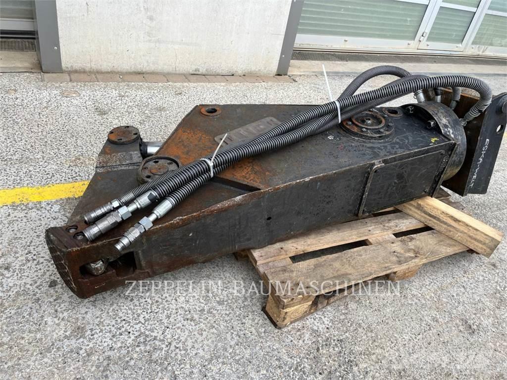 CAT S308 SCHROTTSCHERE Celtniecības drupinātāji