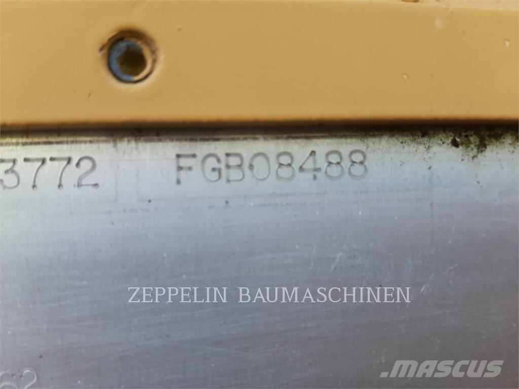 CAT SCHAUFEL CAT 966MXE Kausi