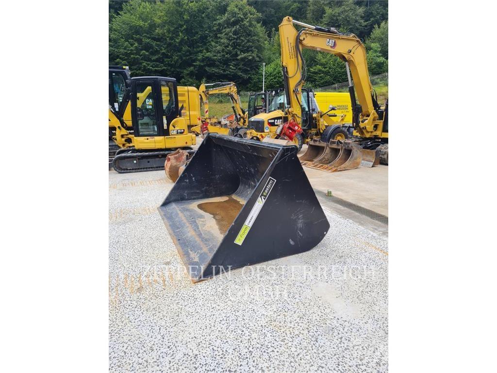 CAT TH 414 Teleskopiskie manipulatori