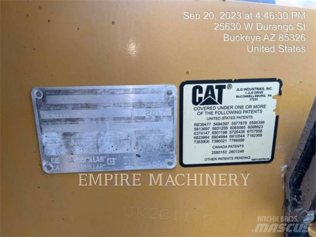CAT TH255C Teleskopiskie manipulatori