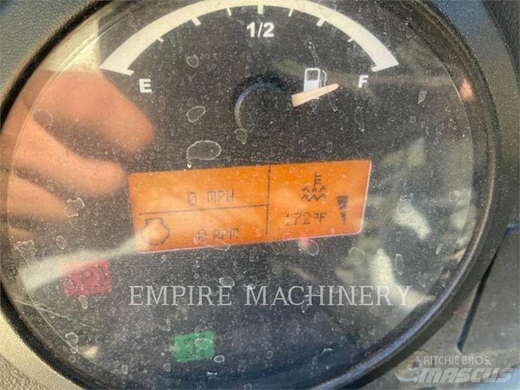 CAT TH255C Teleskopiskie manipulatori