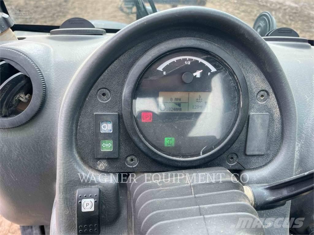 CAT TH255C Teleskopiskie manipulatori