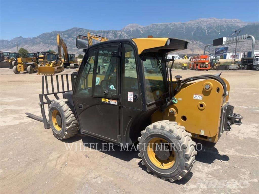 CAT TH255C CB Teleskopiskie manipulatori