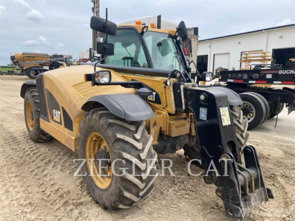 CAT TH3510D Teleskopiskie manipulatori