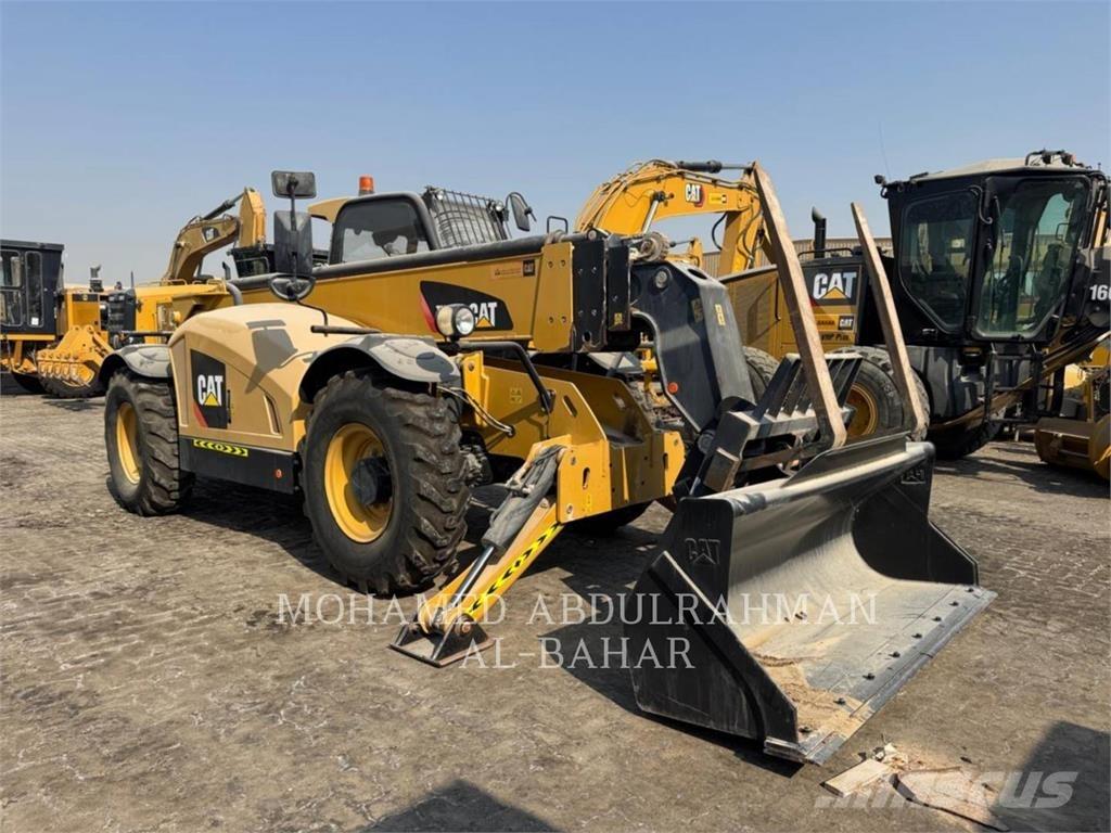 CAT TH417C Teleskopiskie manipulatori