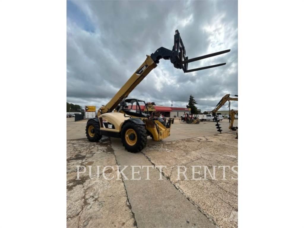 CAT TH514C Teleskopiskie manipulatori