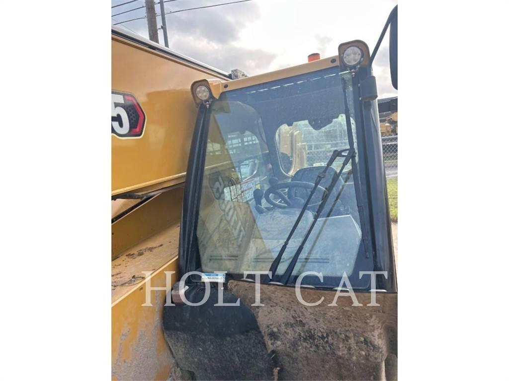 CAT TL1055 Teleskopiskie manipulatori