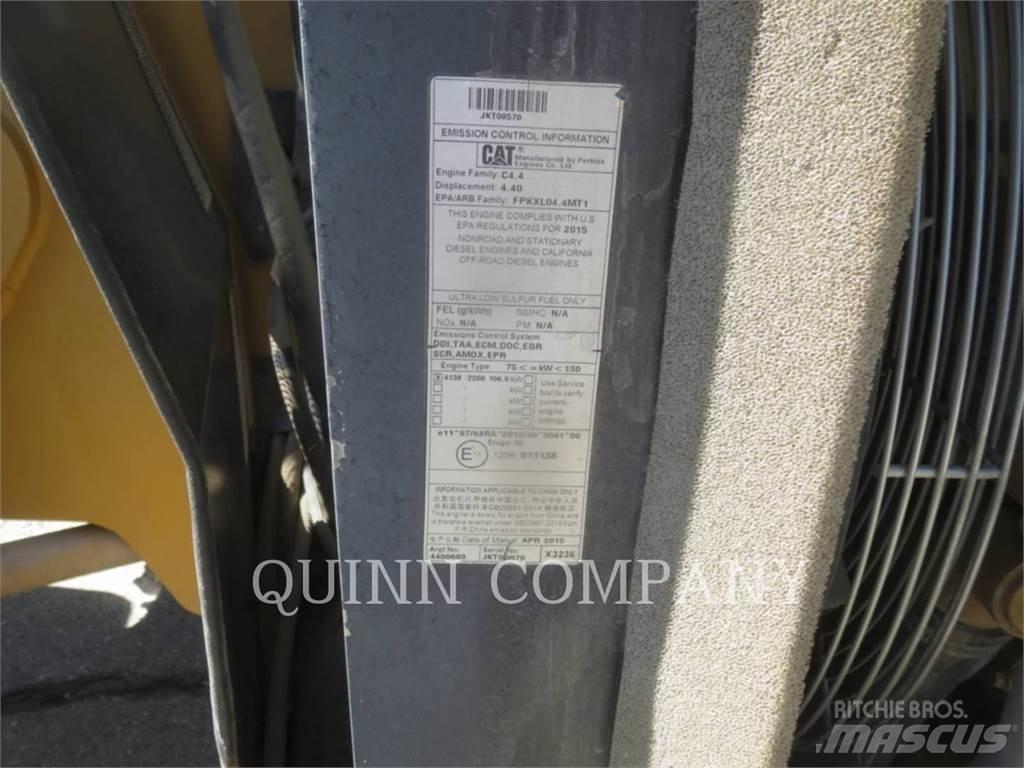 CAT TL1055D Teleskopiskie manipulatori