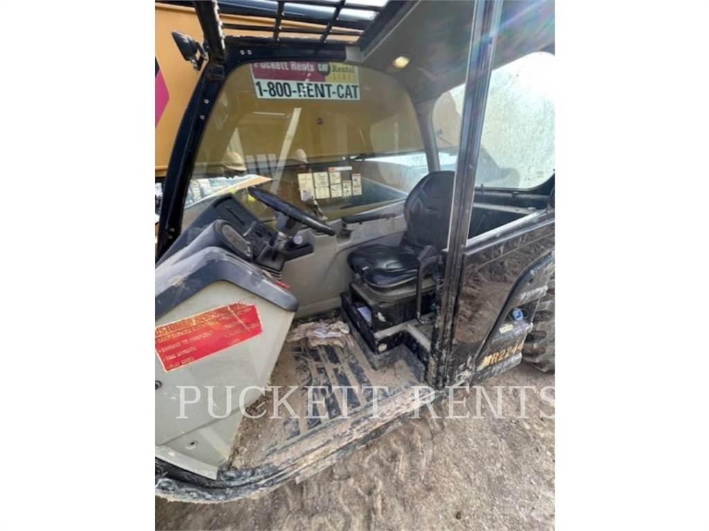 CAT TL1055D Teleskopiskie manipulatori
