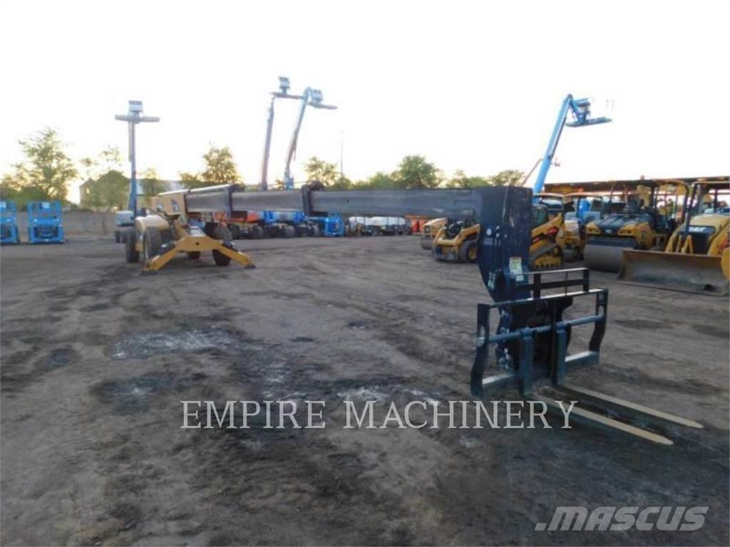 CAT TL1055D Teleskopiskie manipulatori