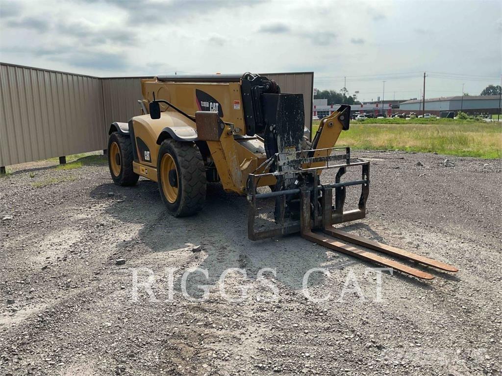 CAT TL1055D Teleskopiskie manipulatori