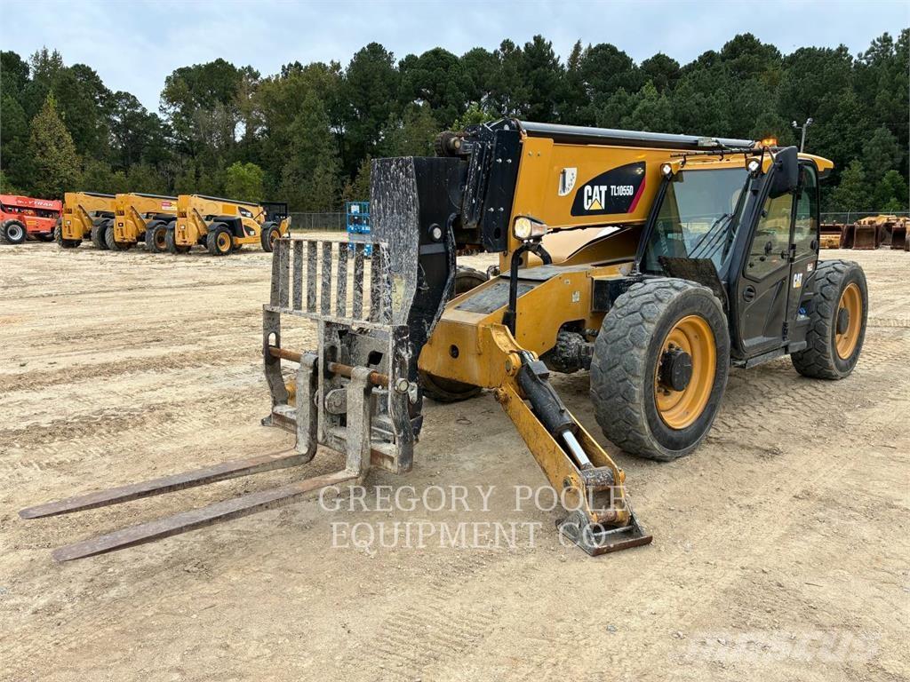 CAT TL1055D Teleskopiskie manipulatori