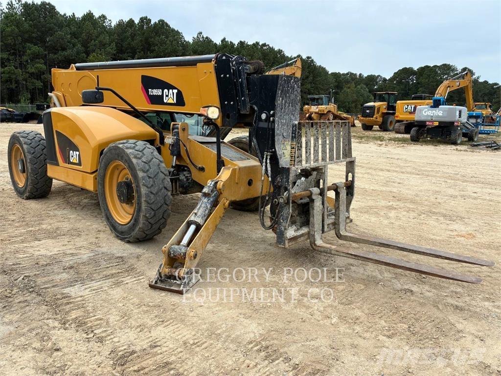 CAT TL1055D Teleskopiskie manipulatori