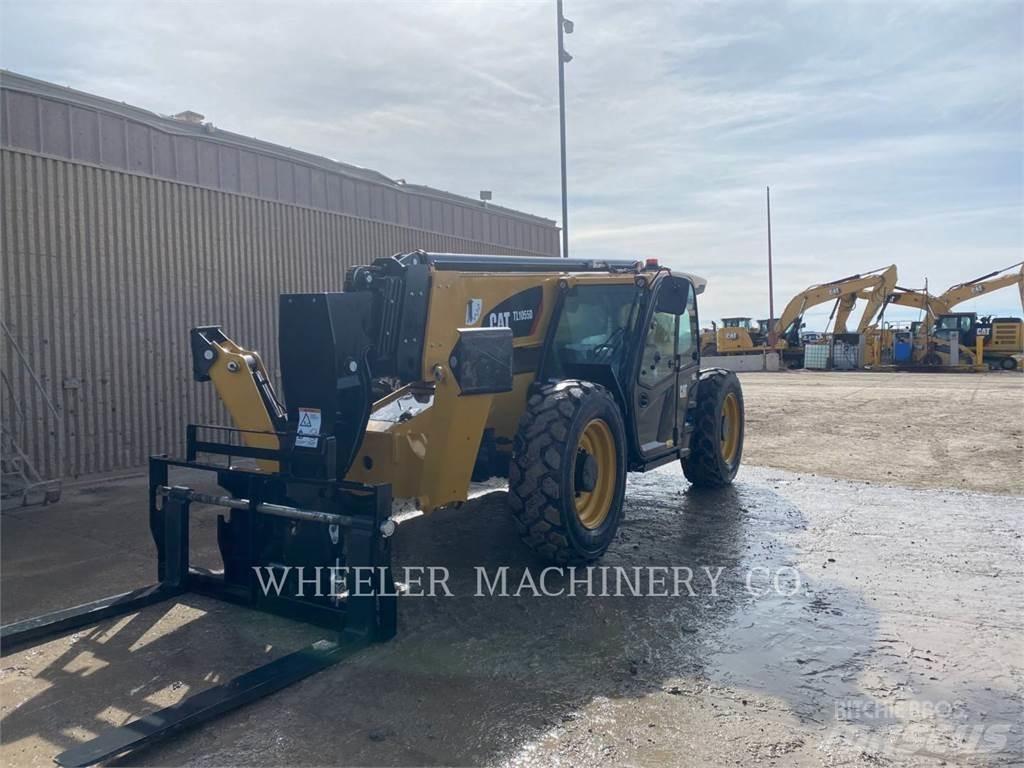 CAT TL1055D CB Teleskopiskie manipulatori