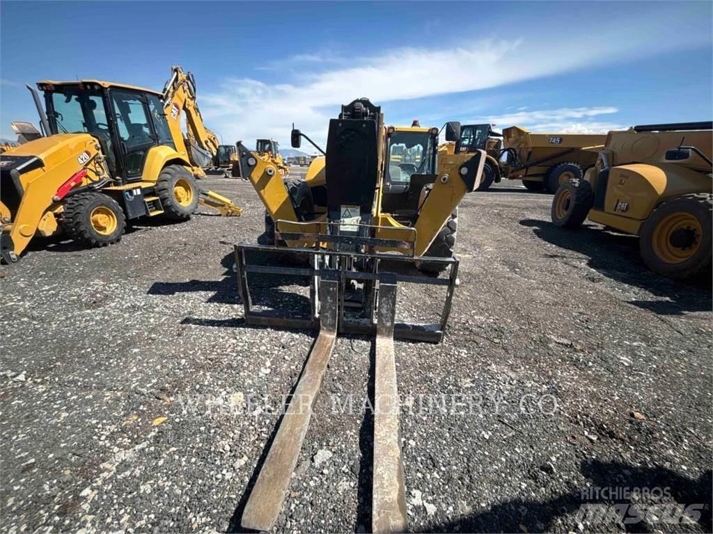 CAT TL1055D CB Teleskopiskie manipulatori