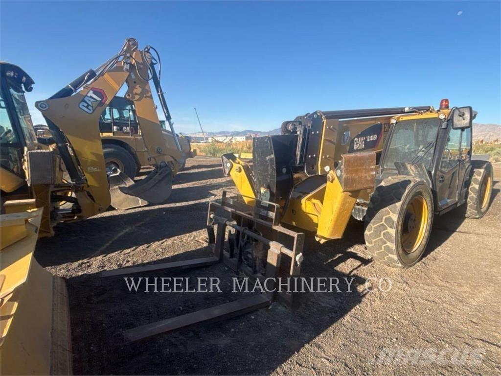 CAT TL1055D CB Teleskopiskie manipulatori