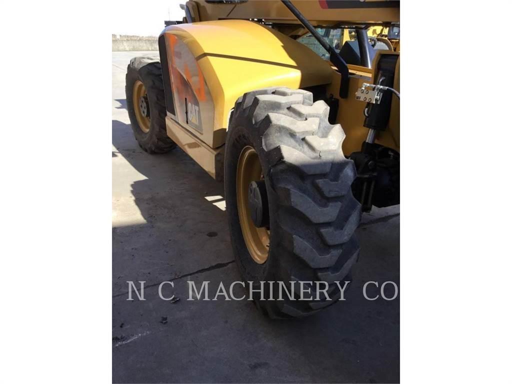 CAT TL1055D CN Teleskopiskie manipulatori
