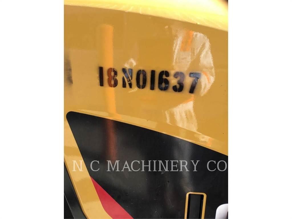 CAT TL1055D CN Teleskopiskie manipulatori