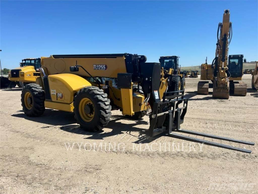 CAT TL1255 Teleskopiskie manipulatori